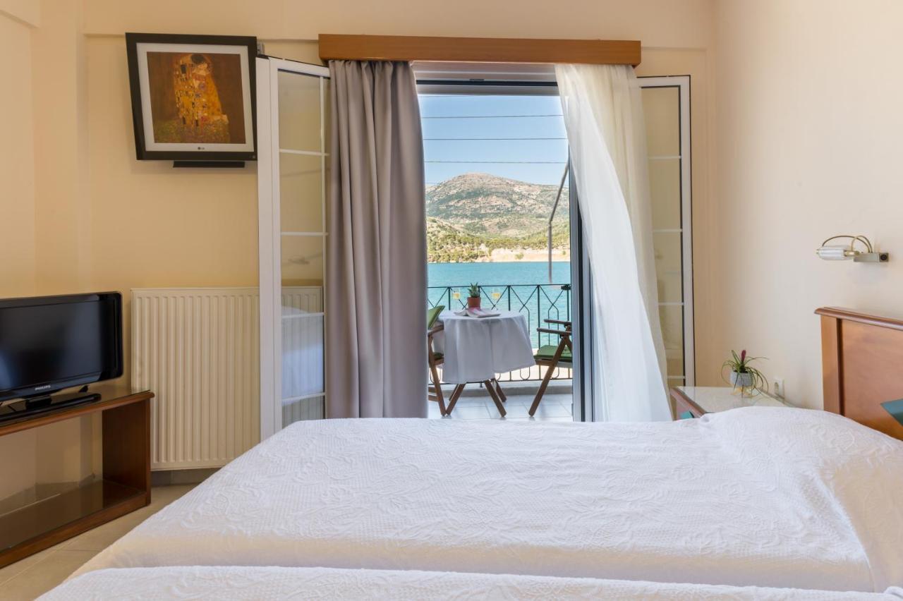 Rouchotas Apartments Argostoli  Exterior photo