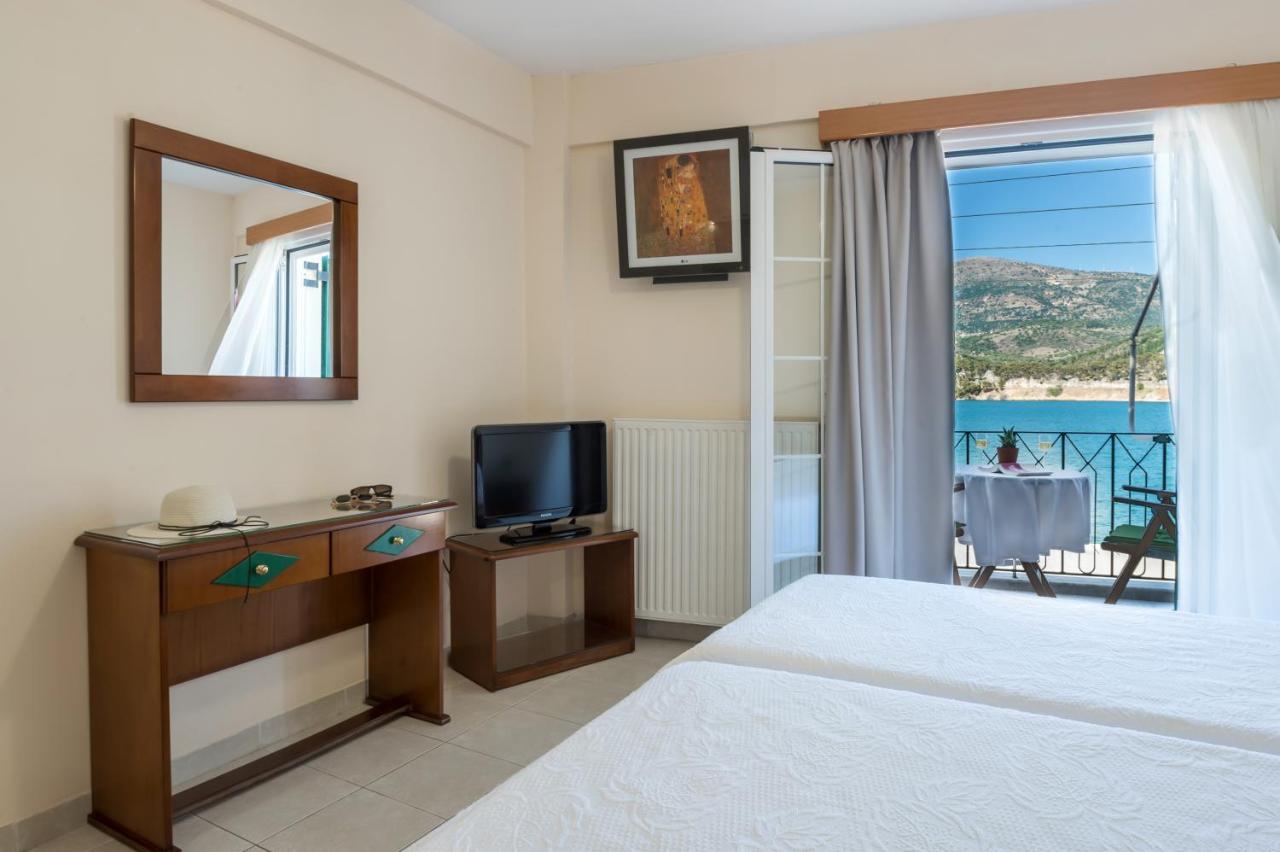Rouchotas Apartments Argostoli  Exterior photo